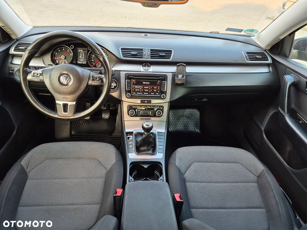 Volkswagen Passat 1.8 TSI Highline - 12