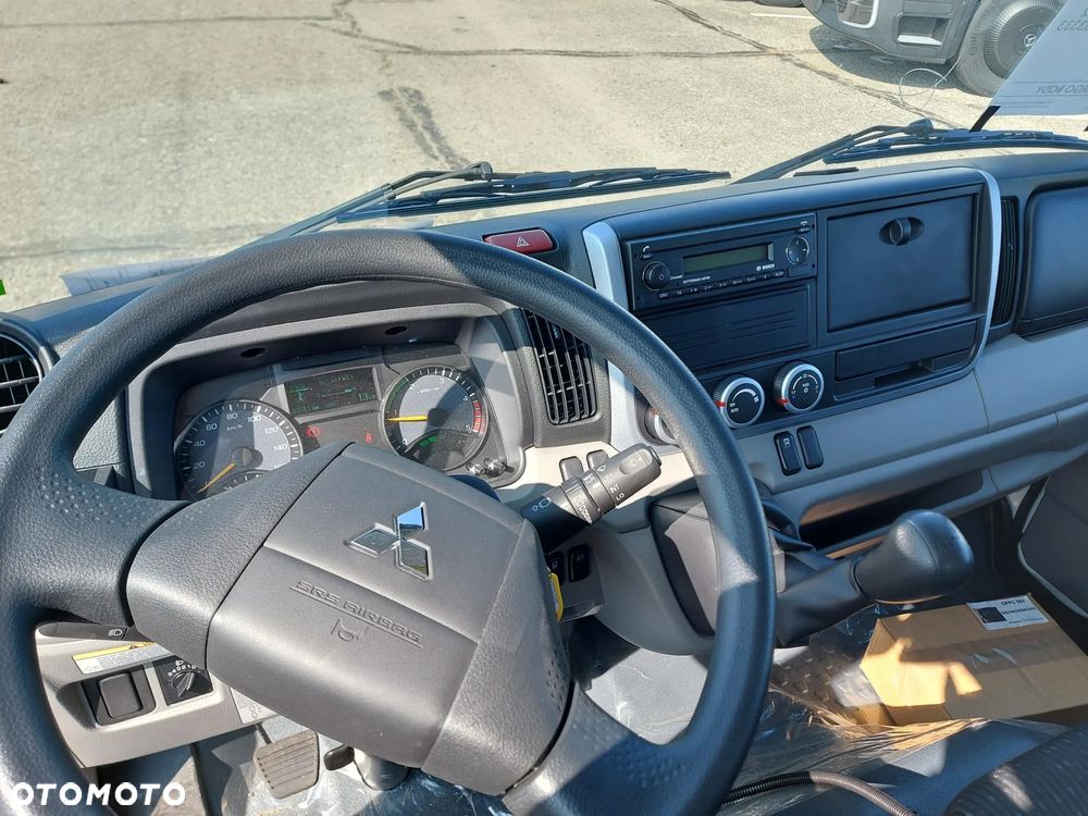 Mitsubishi FUSO Canter 3S13 Wywrotka 3W - 11