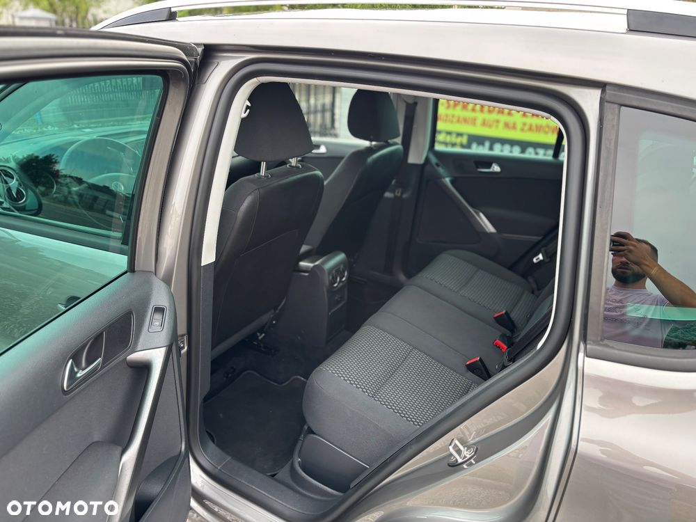 Volkswagen Tiguan - 8