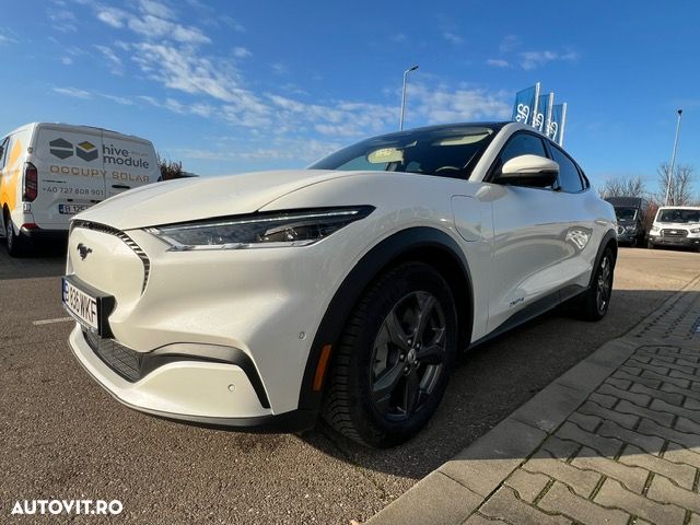 Ford Mustang Mach-E RWD Standard Range 198 kW Base - 1