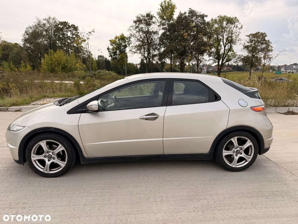 Honda Civic 1.8 Comfort - 5