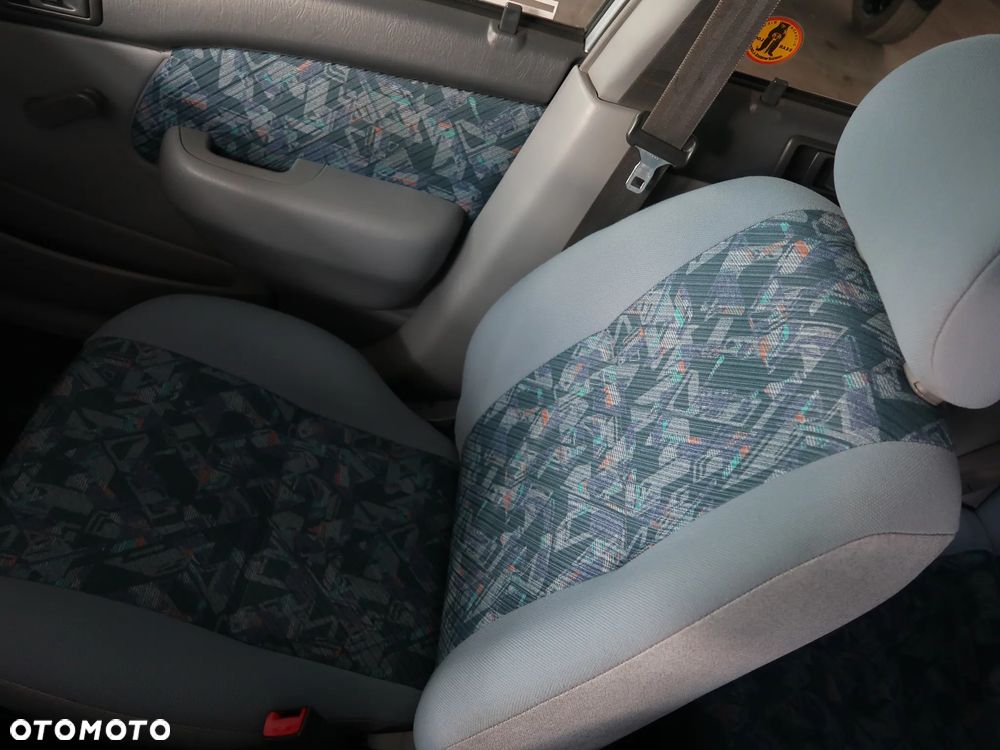 Toyota Starlet 1.4 - 19