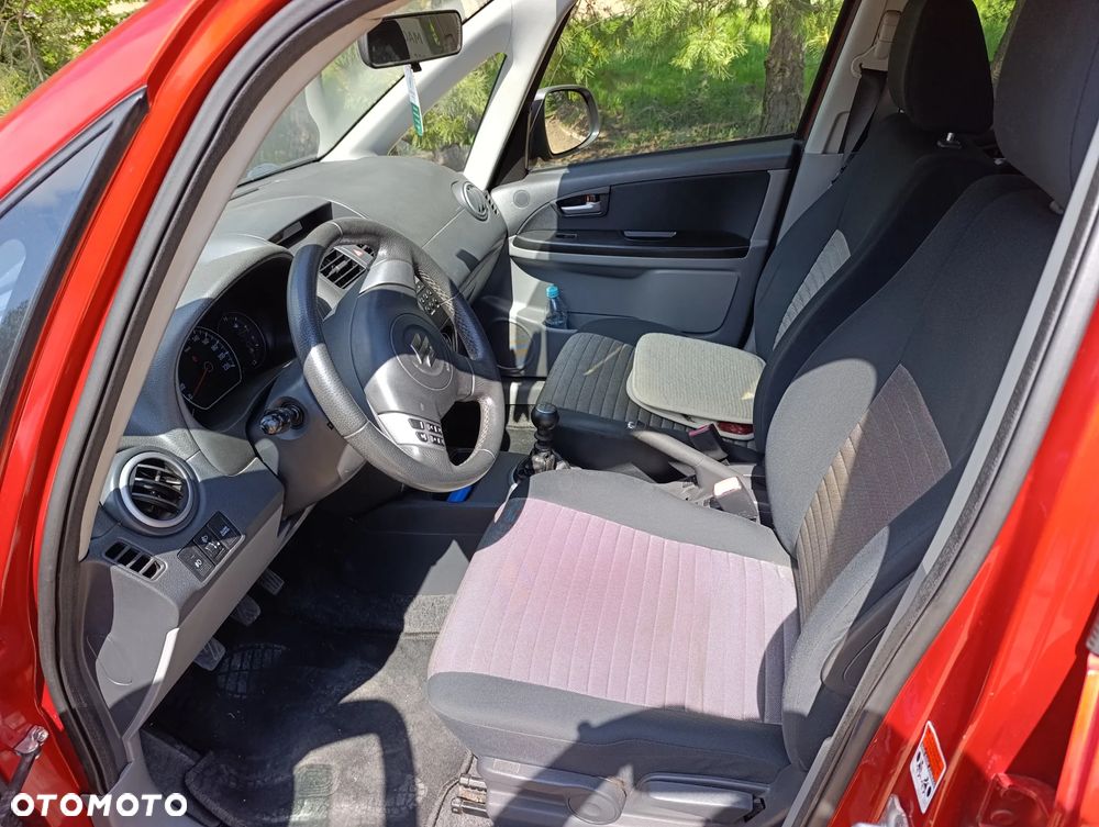 Suzuki SX4 1.9 DDiS 4WD GS / Premium - 5