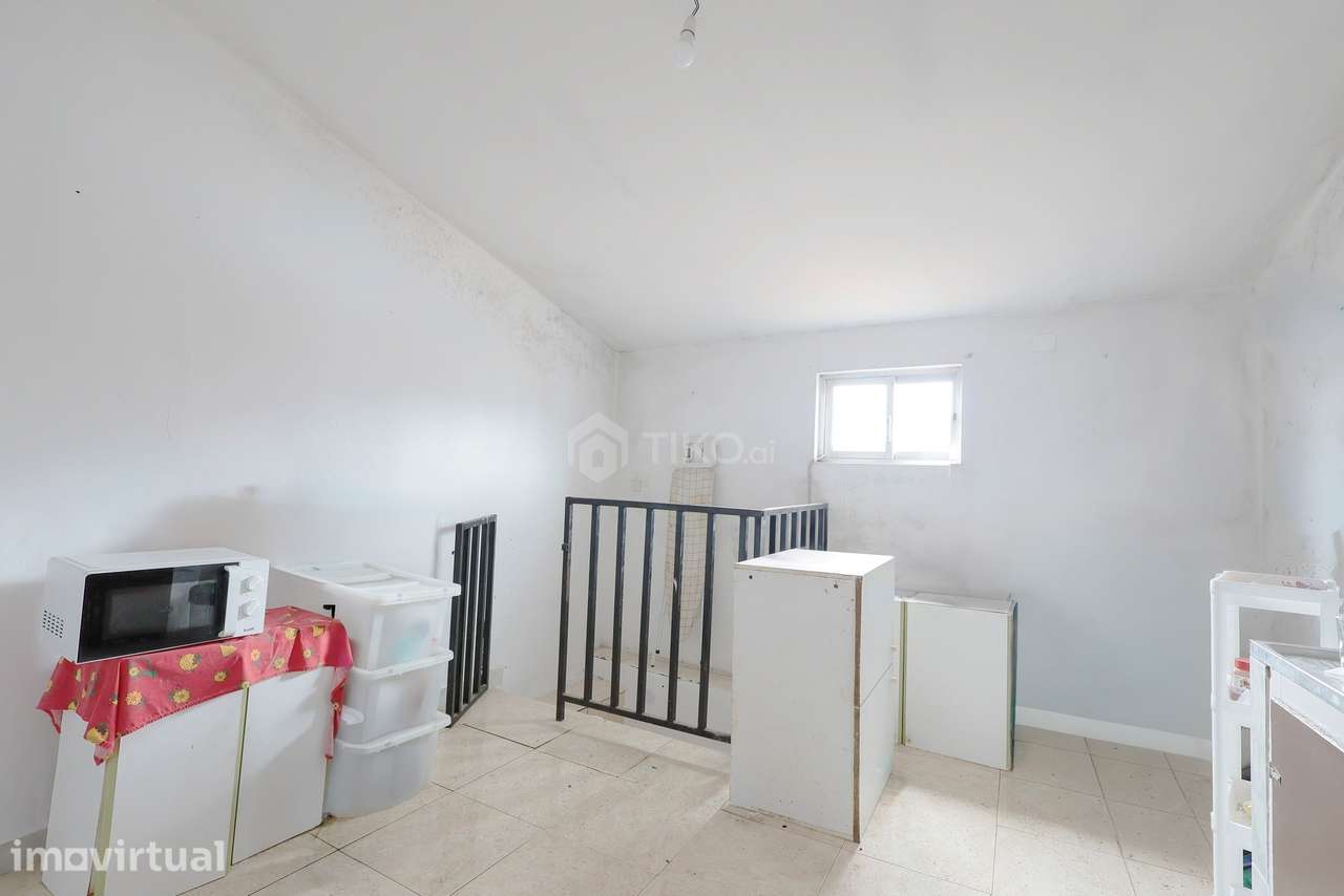 MORADIA T2 EM CAMPO MAIOR — INVESTIMENTO COM POTENCIAL - Grande imagem: 4/18