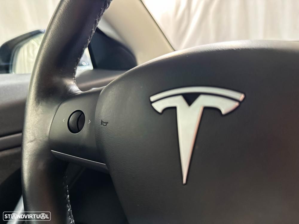 Tesla Model 3 Performance Dual Motor AWD - 37