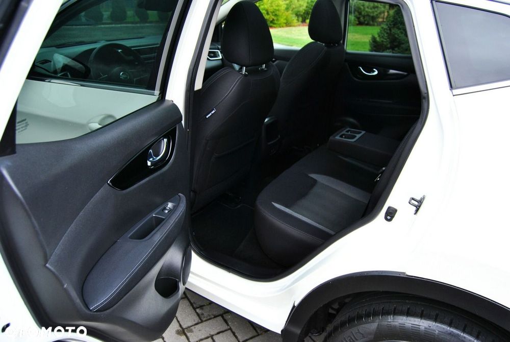 Nissan Qashqai 1.3 DIG-T Tekna - 11