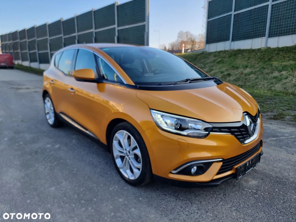 Renault Scenic 1.5 dCi Bose - 6