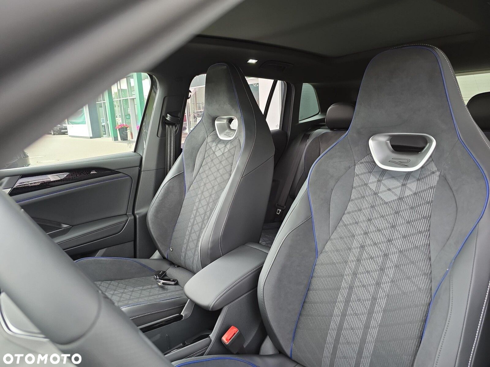 Volkswagen Tiguan - 20