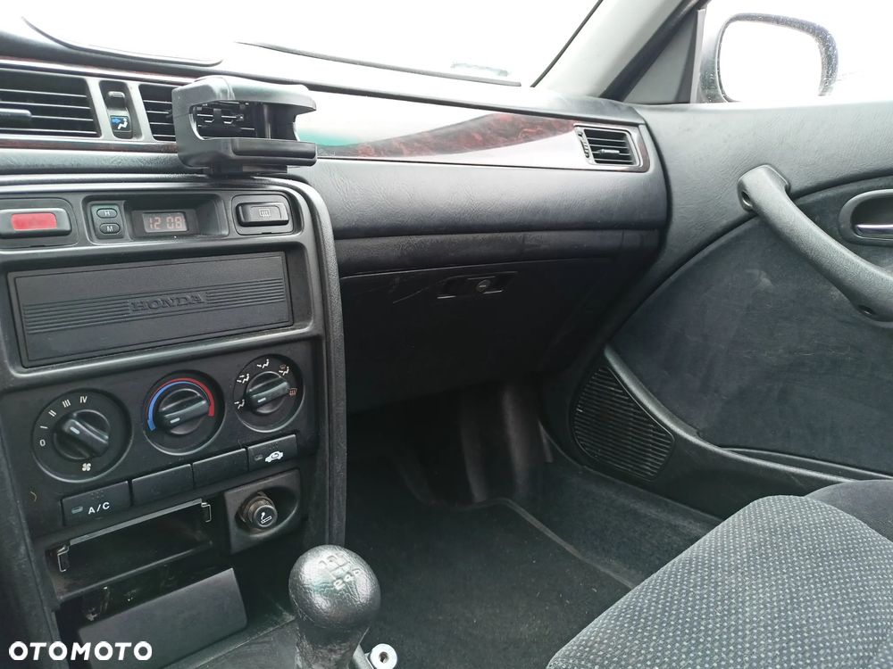 Honda Civic 1.4i S - 11
