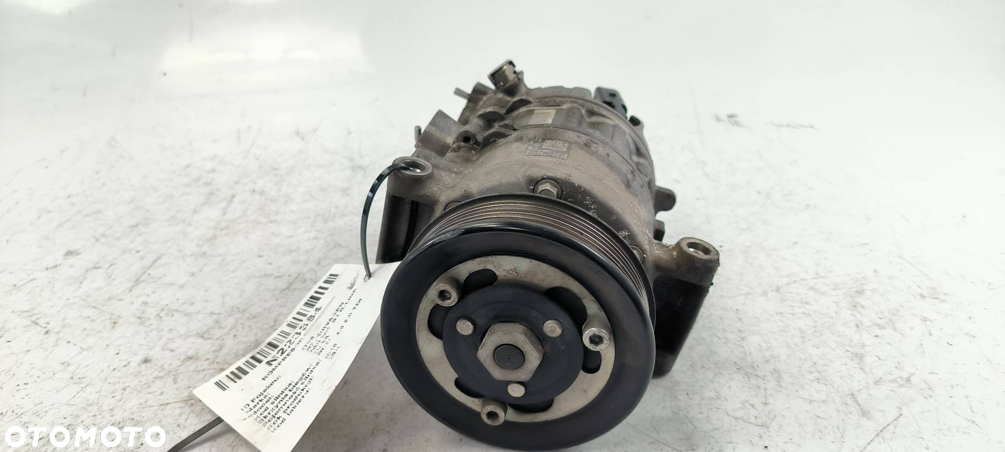 KOMPRESOR POWIETRZA VOLKSWAGEN PASSAT B8 R-LINE - 5