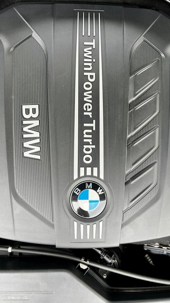 BMW 320 d Pack M - 8