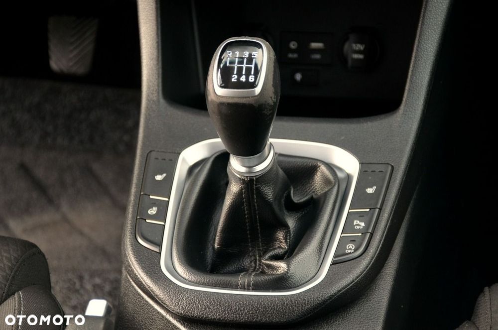 Hyundai i30 - 18