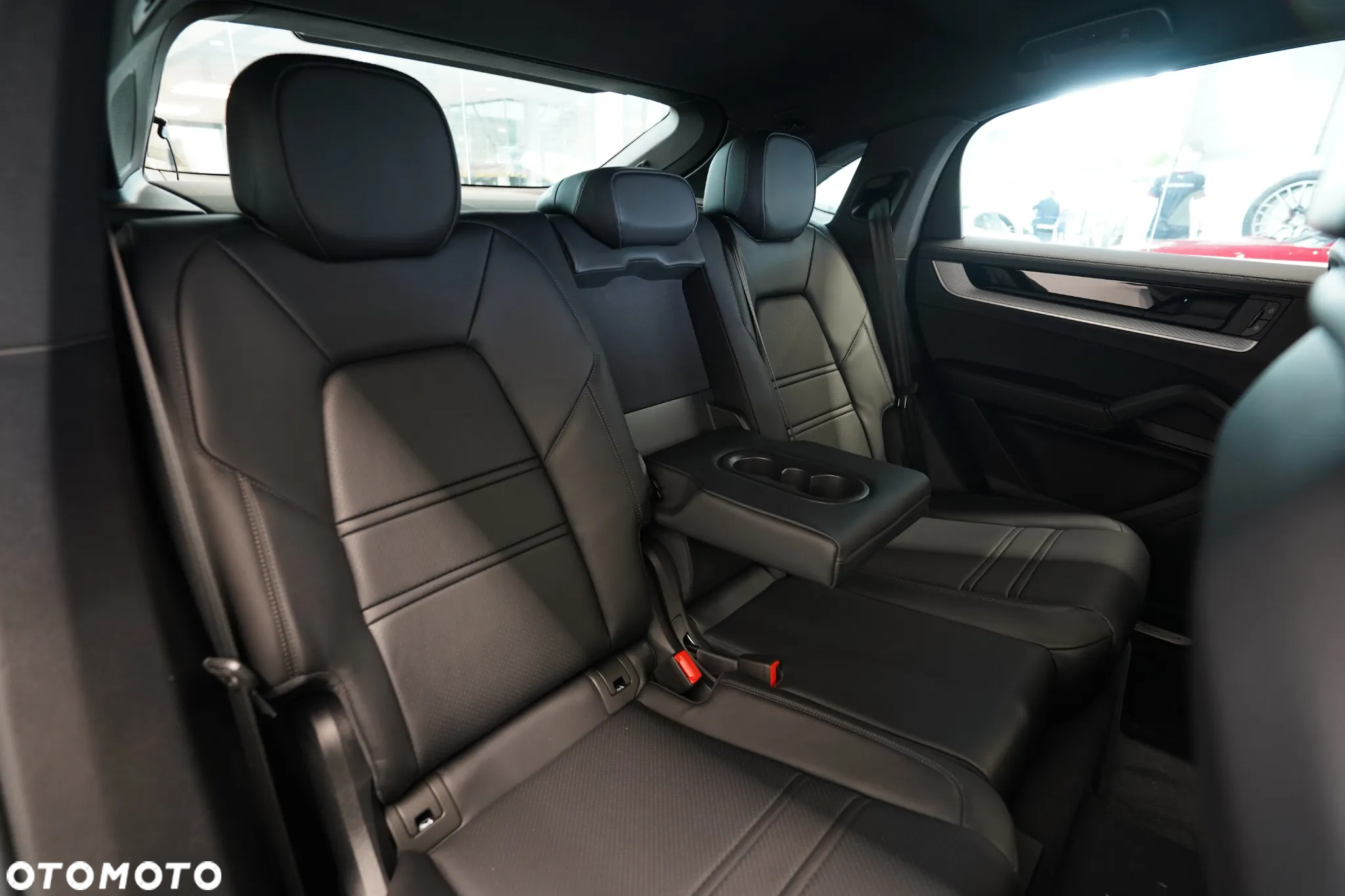 Porsche Cayenne Coupe - 13
