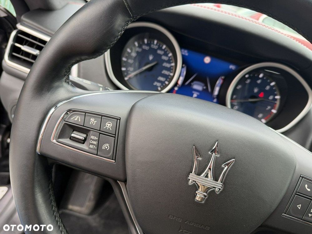 Maserati Ghibli Granlusso - 19