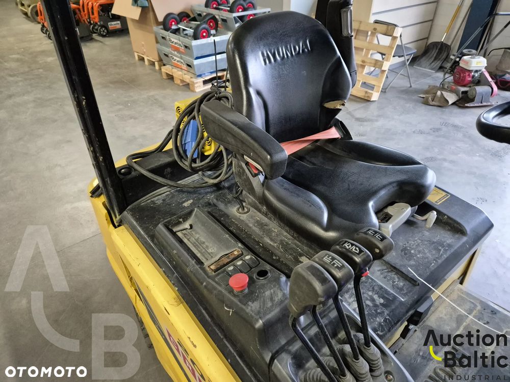 Hyundai 20 B-9 - 5