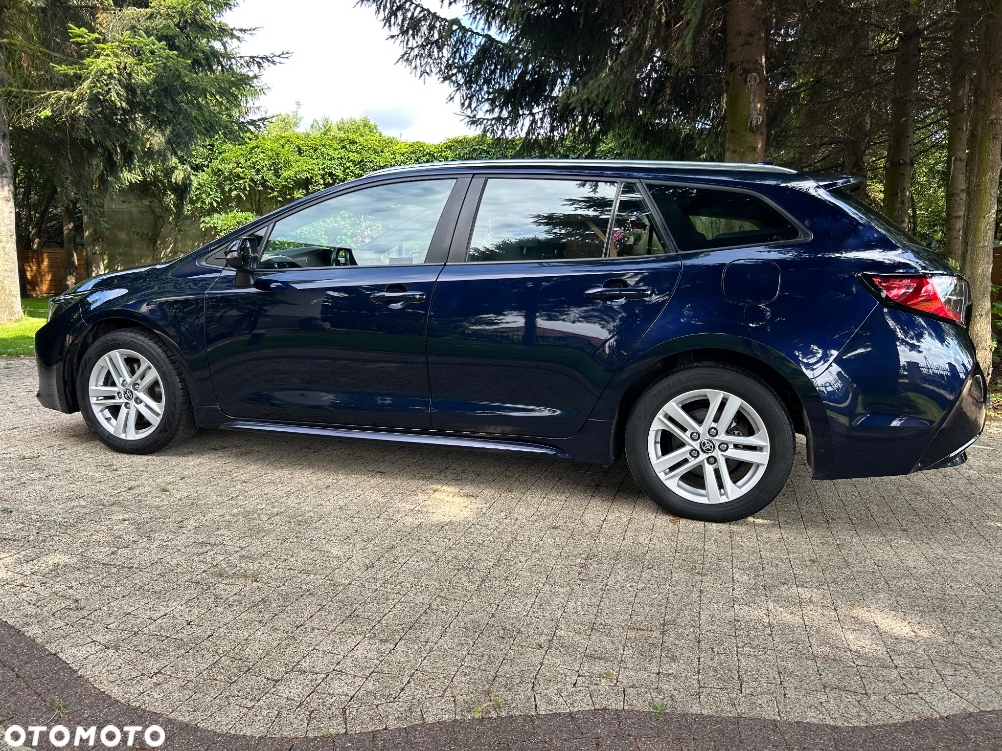 Toyota Corolla 2.0 Hybrid Comfort - 32