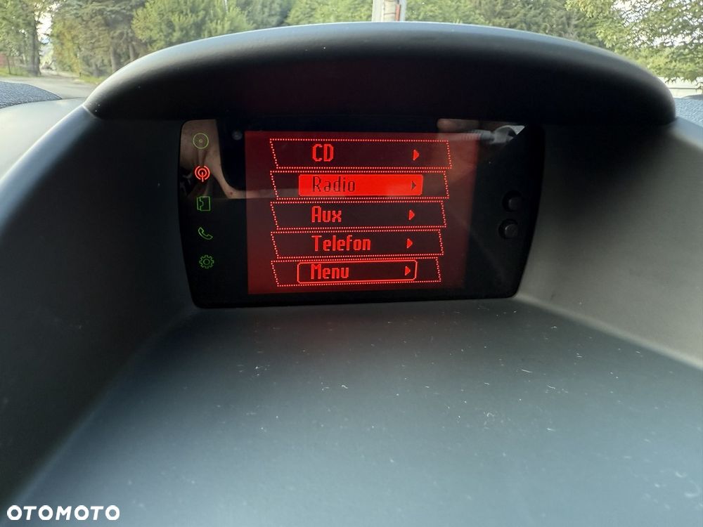 Ford Fiesta 1.6 Ti-VCT Sport - 32