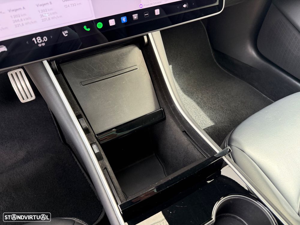 Tesla Model 3 Performance Dual Motor AWD - 23