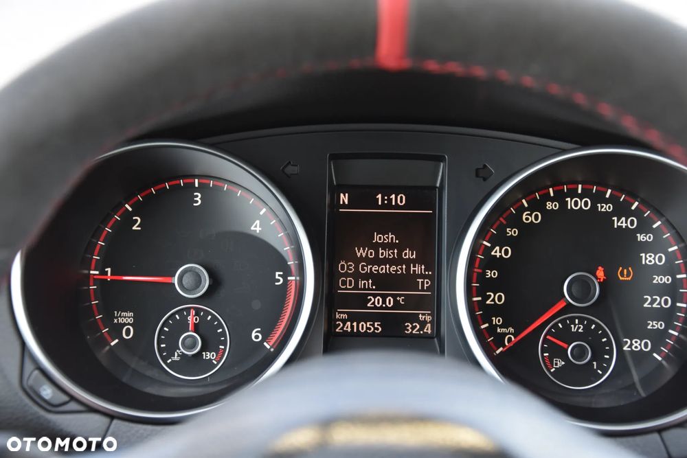 Volkswagen Golf - 18