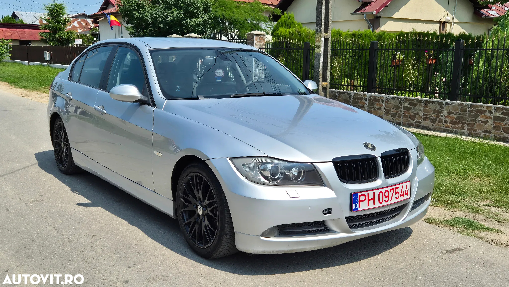 BMW Seria 3 320i - 2
