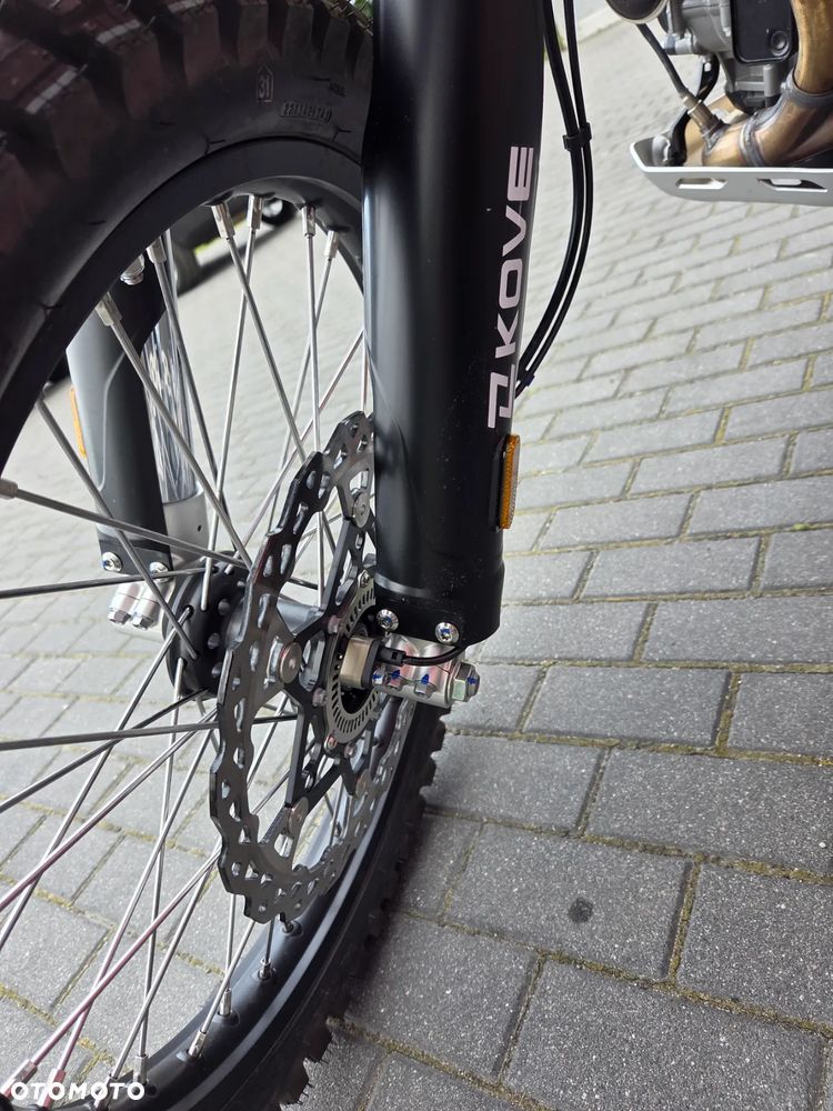 KOVE 800X Rally - 21