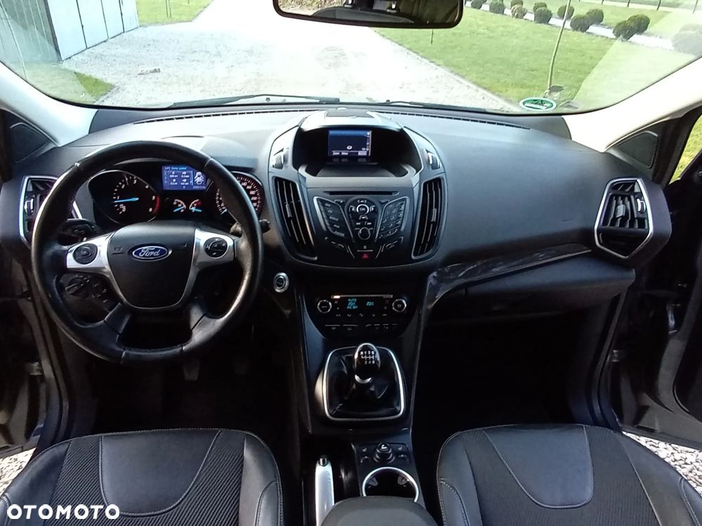 Ford Kuga 2.0 TDCi 4x4 Titanium - 13