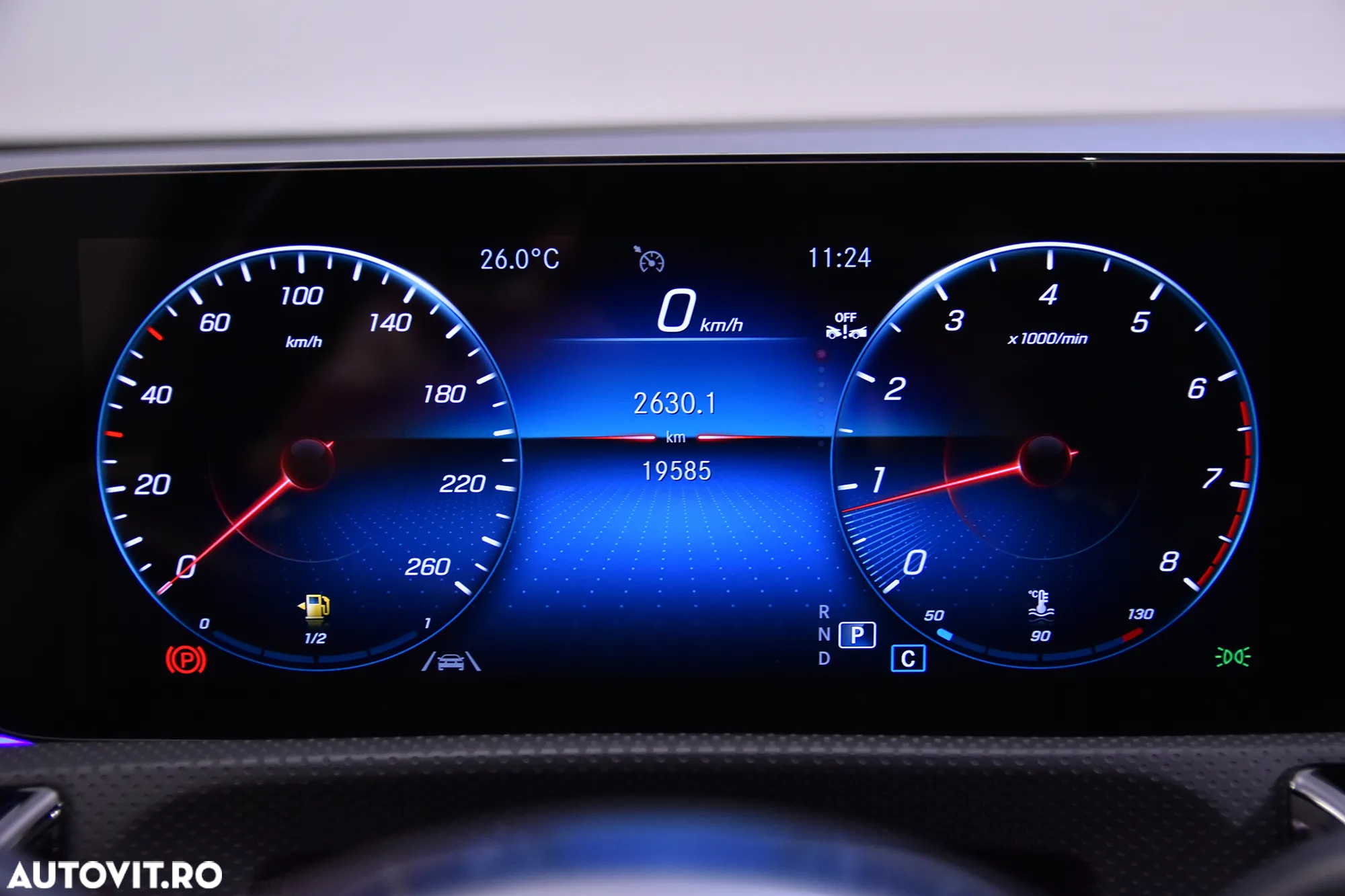Mercedes-Benz CLA - 11