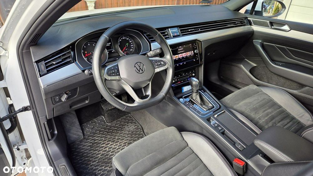 Volkswagen Passat 2.0 TSI Elegance DSG - 14