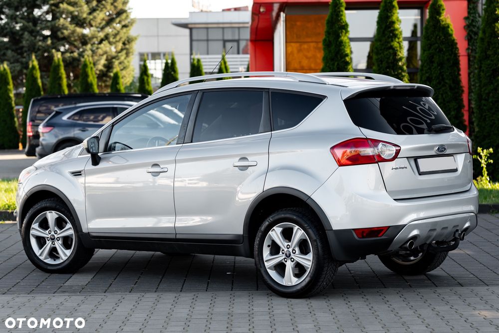 Ford Kuga 2.0 TDCi 4x4 Trend - 4