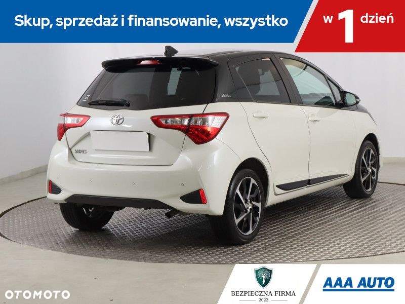 Toyota Yaris - 6