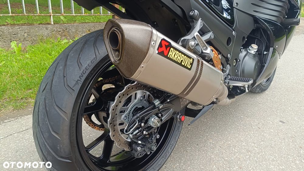Kawasaki ZZR - 17