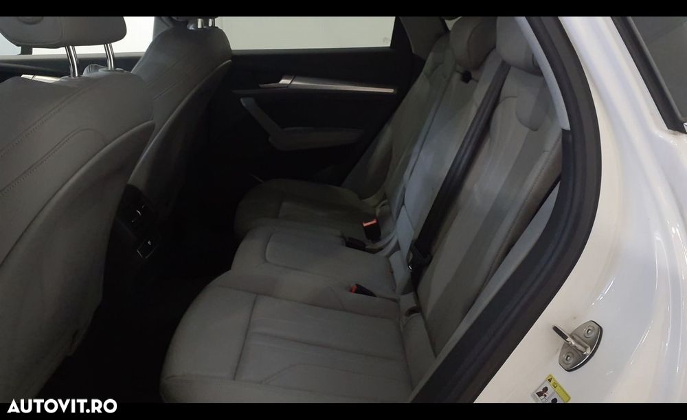 Audi Q5 50 TFSIe quattro S tronic S line - 23