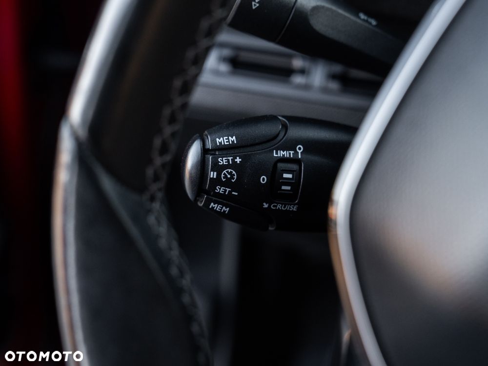 Peugeot 3008 BlueHDi 120 Stop & Start Allure - 33