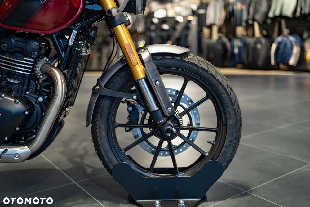 Triumph Scrambler - 10