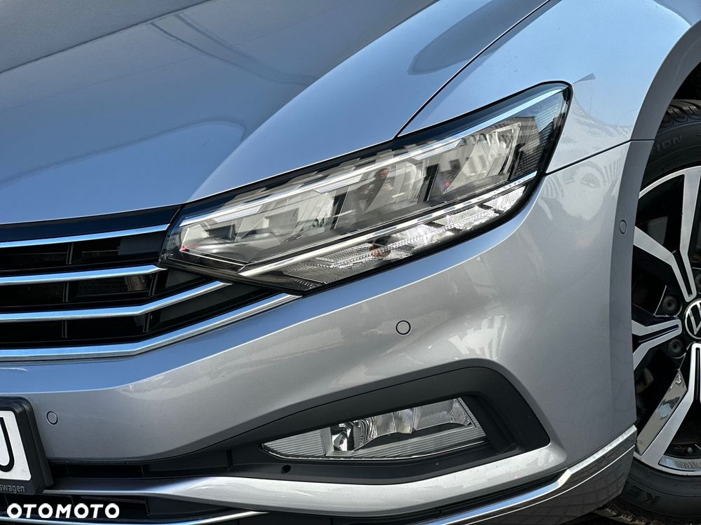 Volkswagen Passat 1.5 TSI EVO Elegance DSG - 9