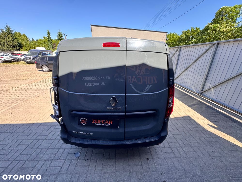 Renault Express - 4