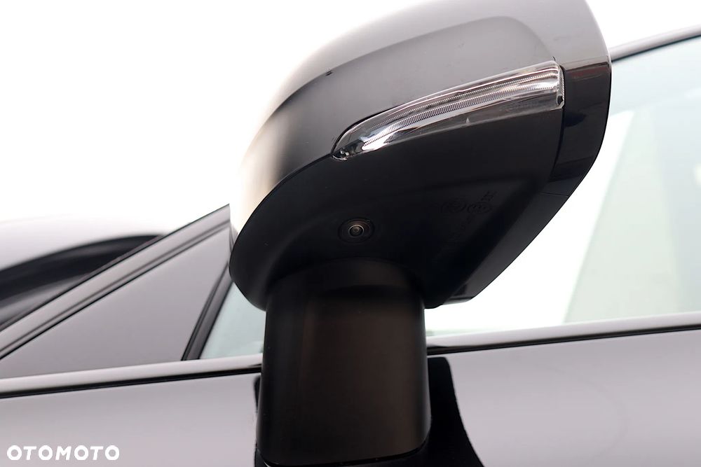 Volvo XC 60 B5 B AWD Ultra Black Edition - 22