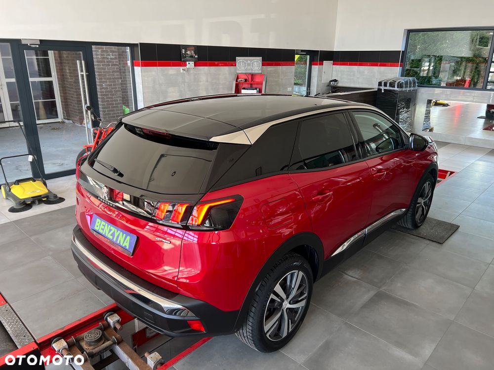 Peugeot 3008 1.2 PureTech Active S&S EAT8 - 8