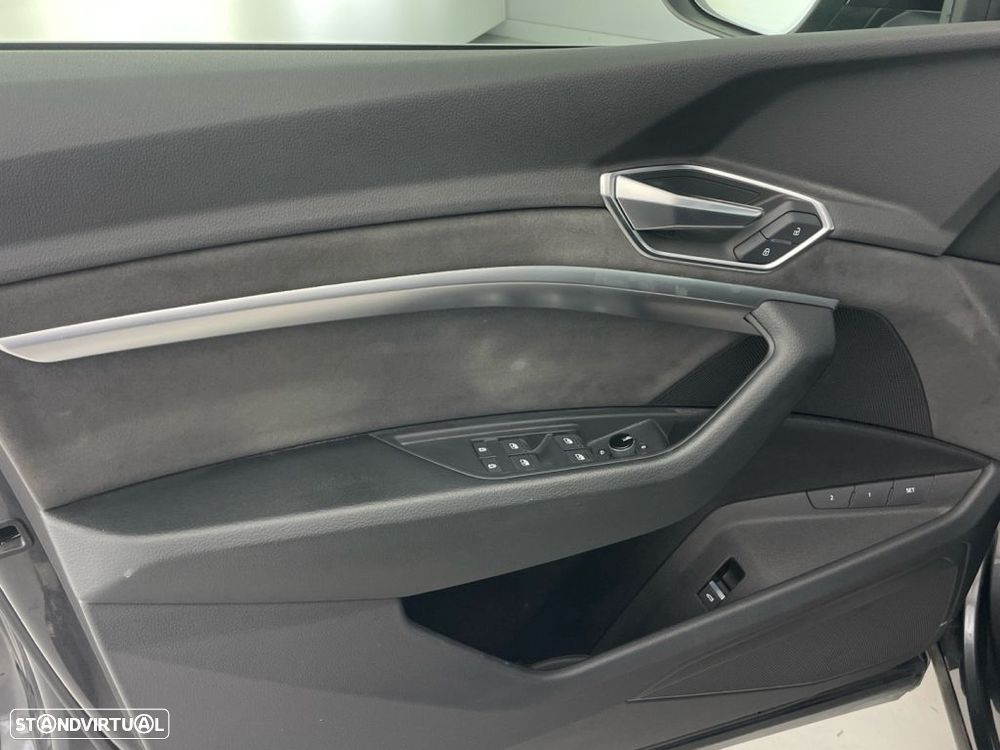 Audi e-tron 55 quattro S line - 18