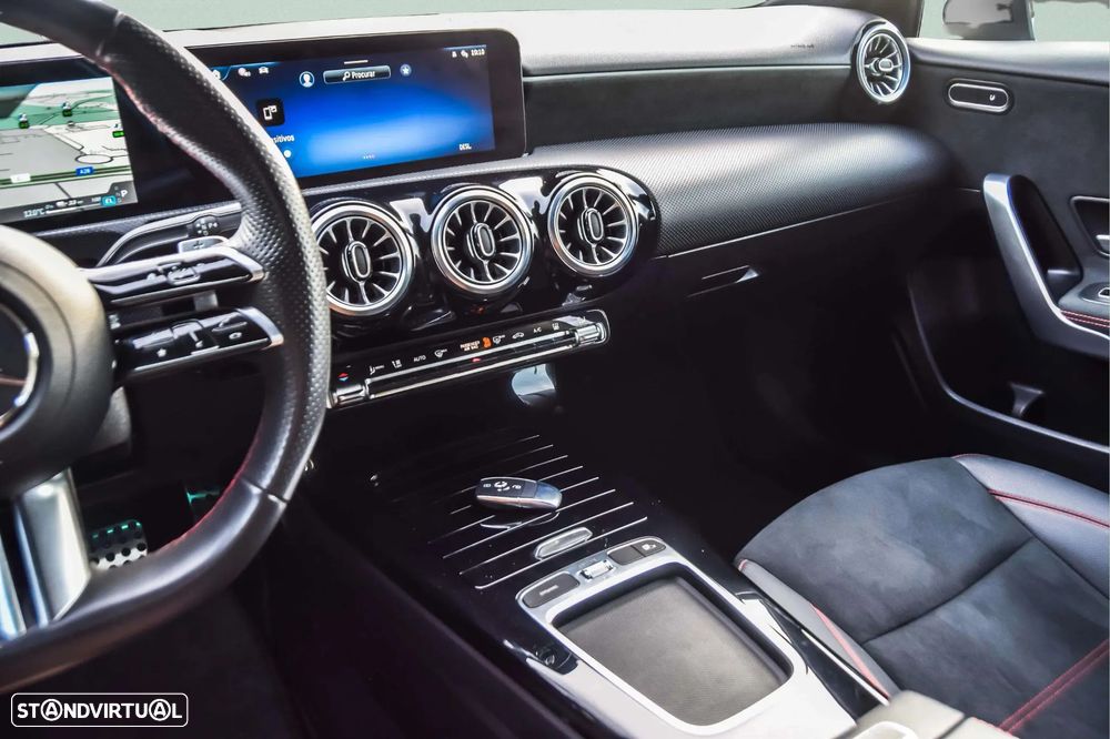 Mercedes-Benz A 250 e - 42