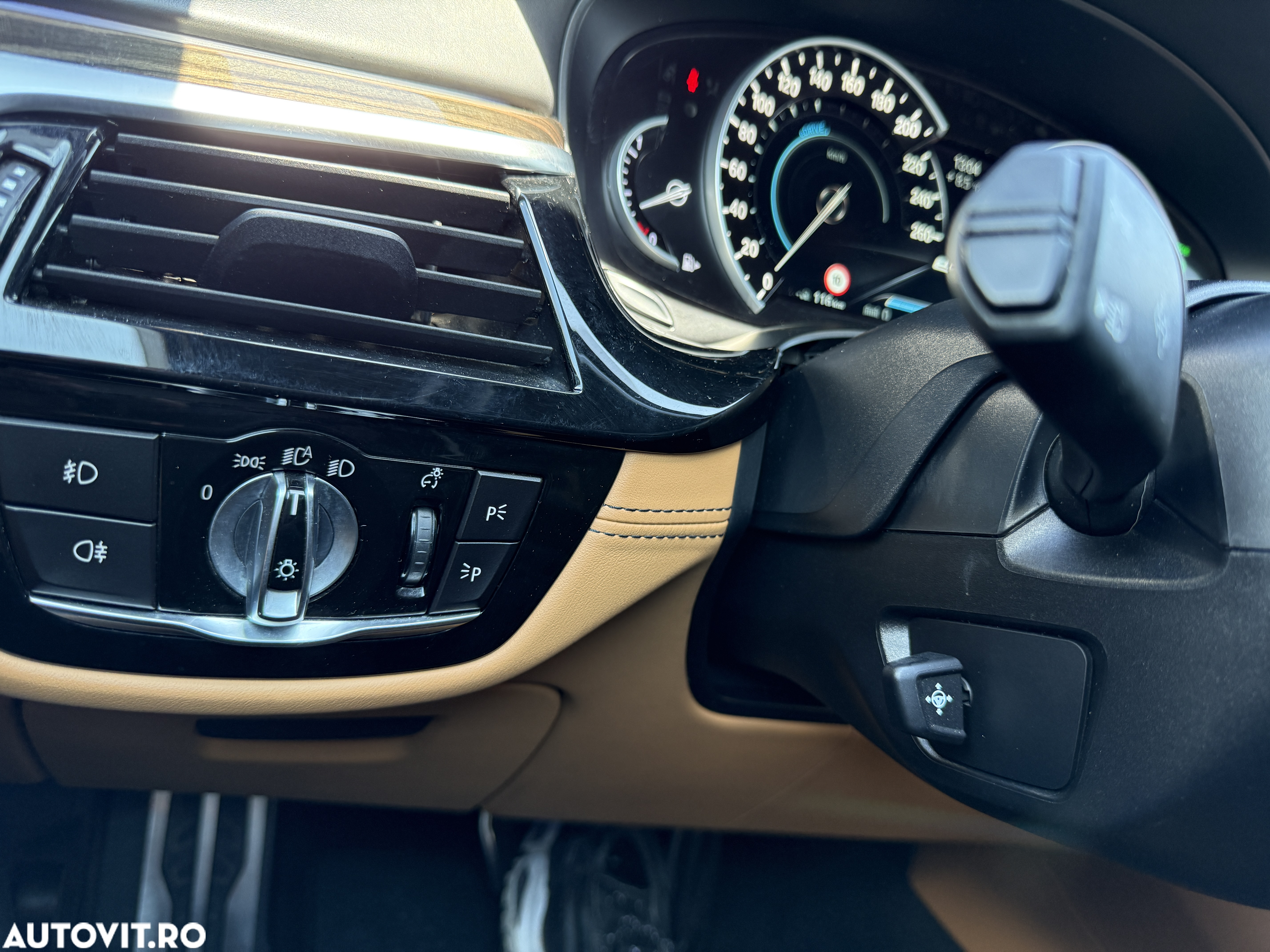 BMW Seria 5 530e iPerformance Aut. Luxury Line - 9