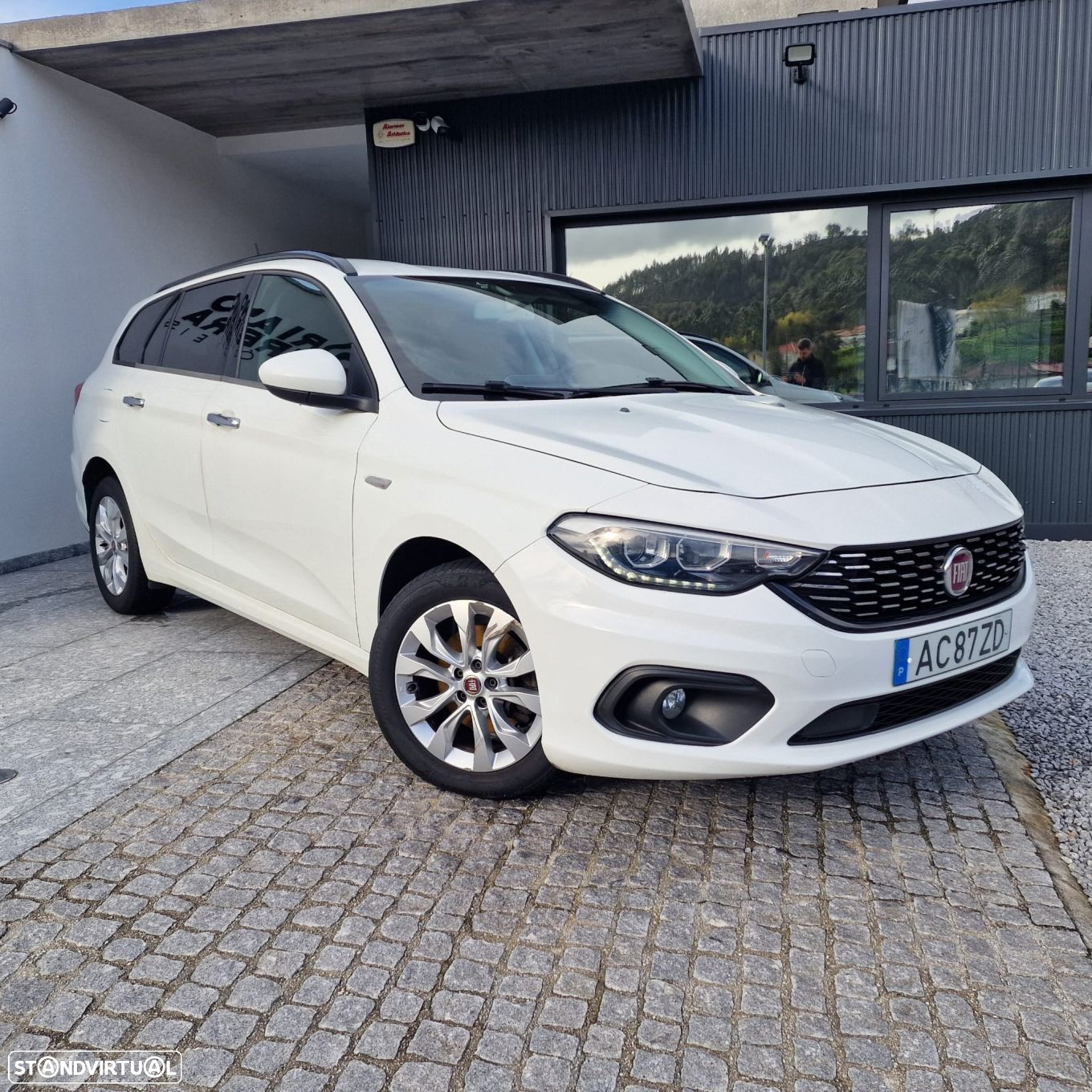 Fiat Tipo Station Wagon 1.3 M-Jet Lounge - 4