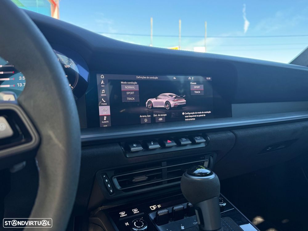 Porsche 911 Série F - 51