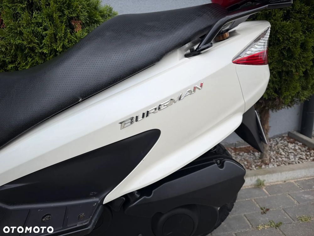Suzuki Burgman - 37