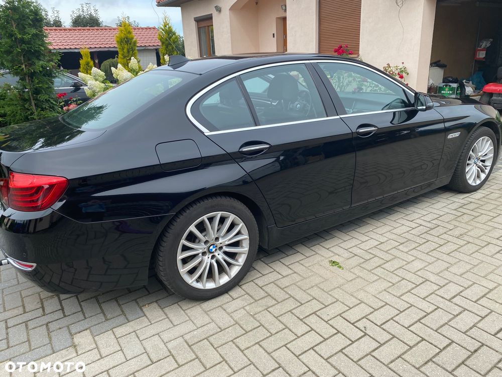 BMW Seria 5 520d xDrive Luxury Line - 9