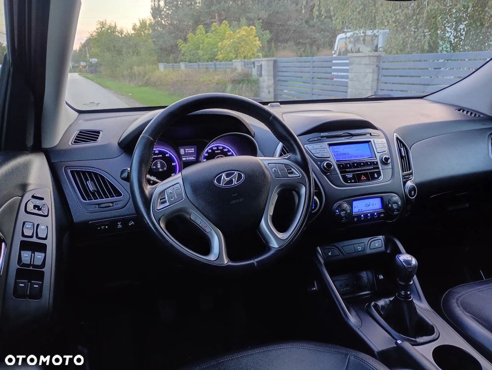 Hyundai ix35 2.0 CRDi 4WD Premium - 12
