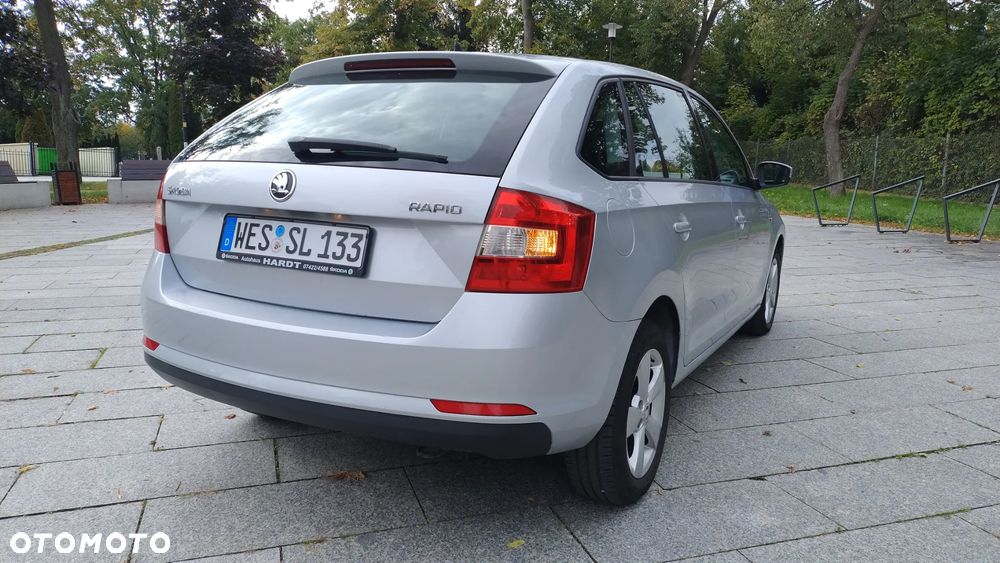 Skoda RAPID - 17