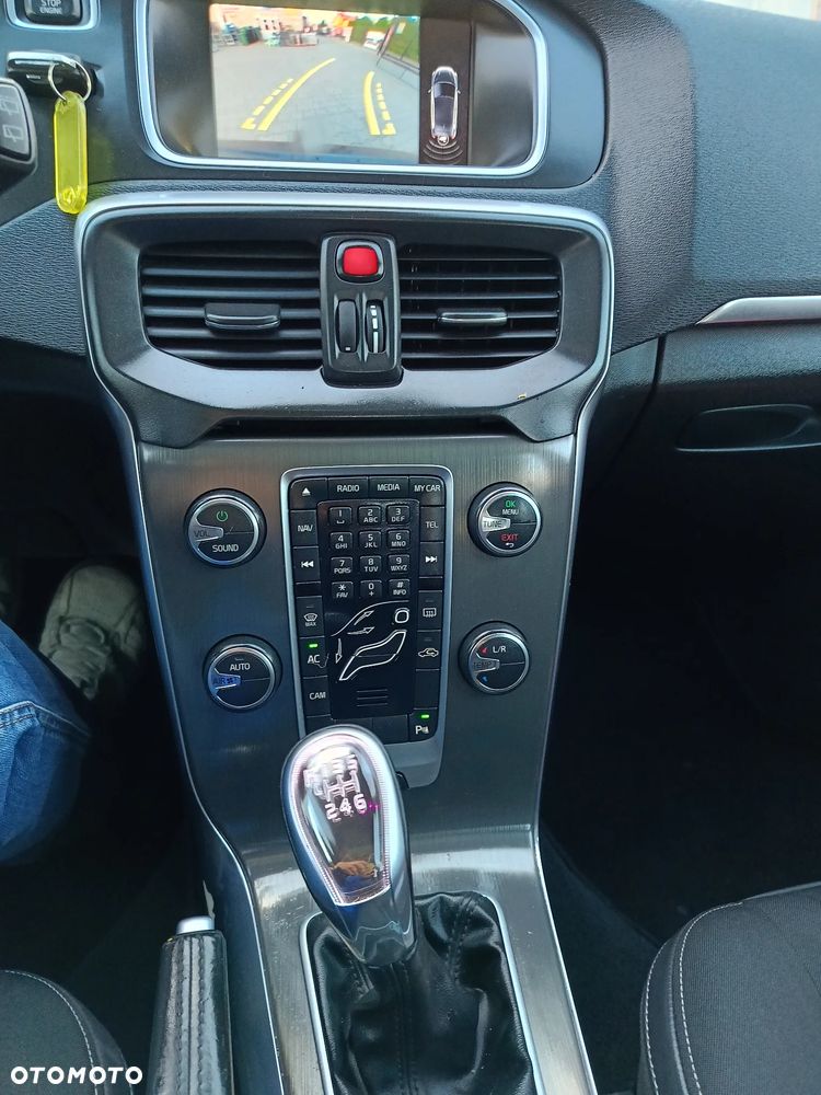Volvo V40 - 19