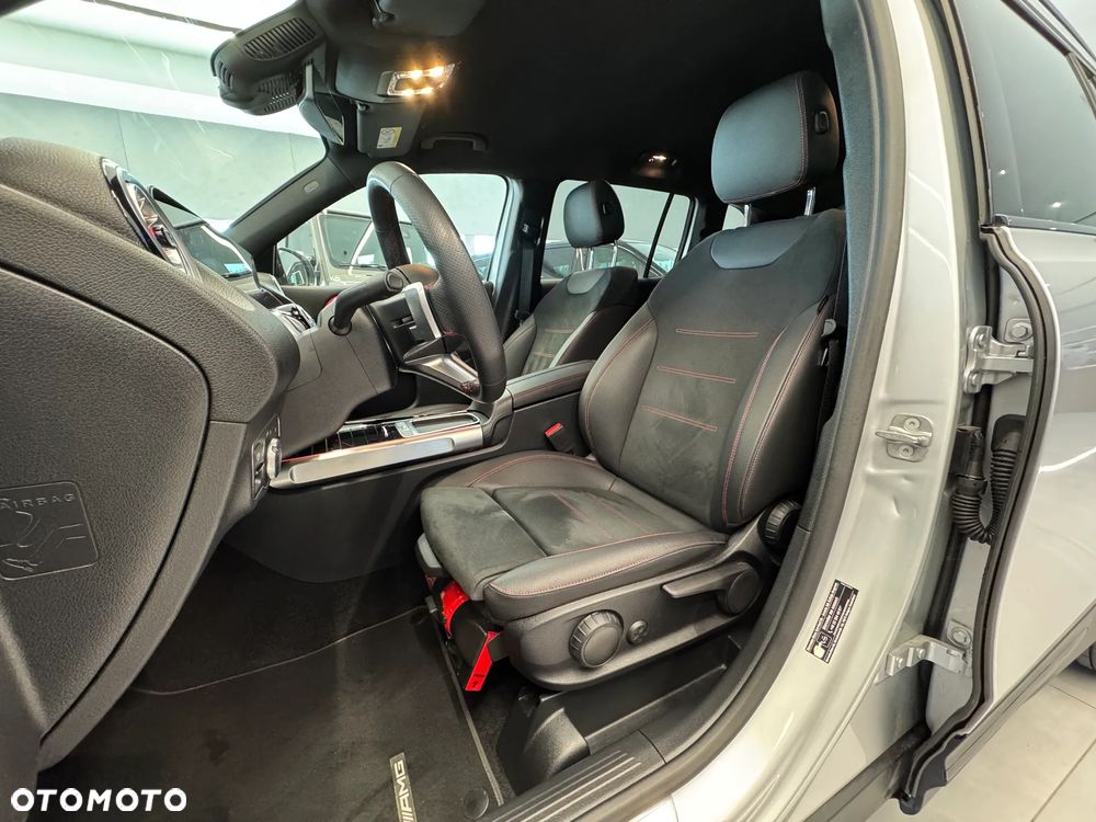 Mercedes-Benz GLB 200 AMG Line 7G-DCT - 13