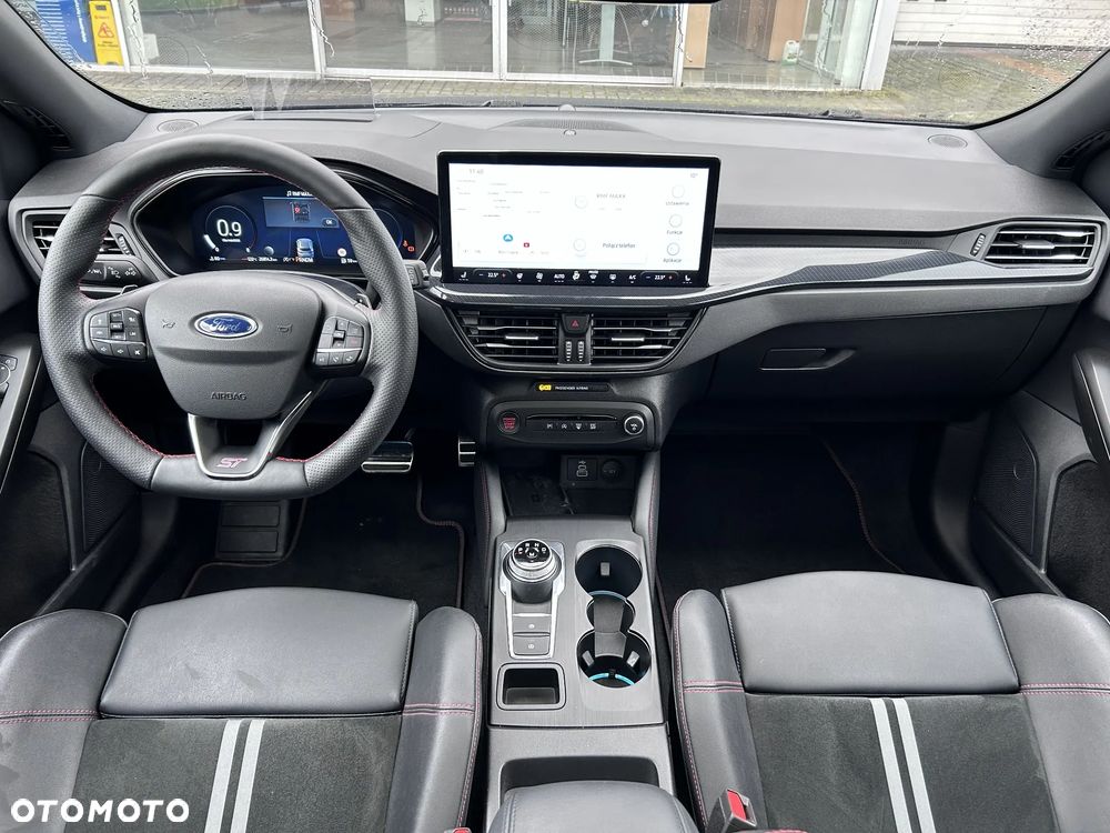 Ford Focus 2.3 EcoBoost ST X - 9